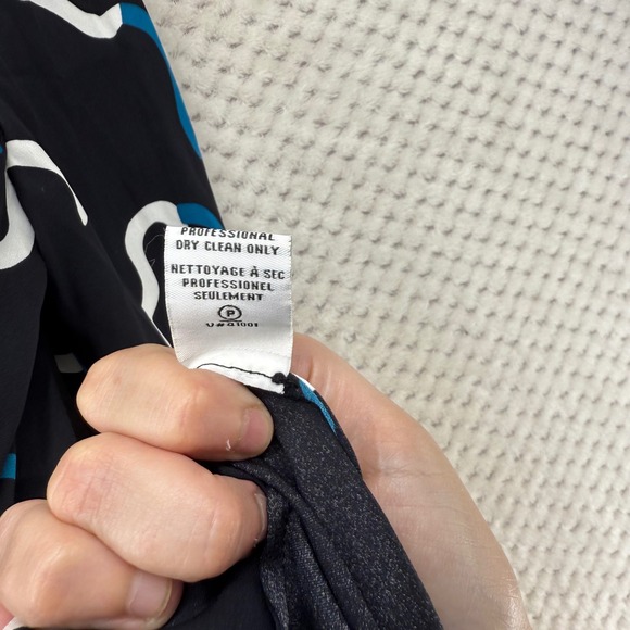 Diane von Furstenberg Lindi Dress‎ DVF Silk Blend Abstract Print  Size 2 - Picture 7 of 8